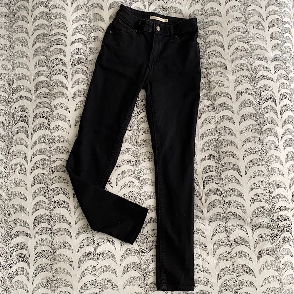 Black 721 High Rise Levi’s Skinny Jeans 25 Short